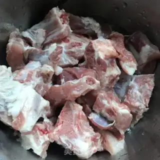 Make Fresh steak soup step 1