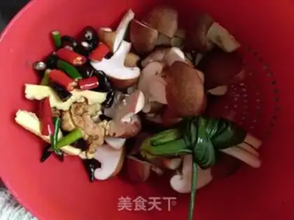 Make Four seasons of bean roasted ribs step 2