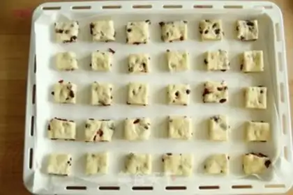 Make Cranberry bread step 9