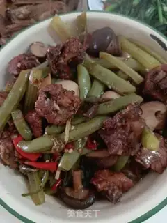 Make Four seasons of bean roasted ribs step 8