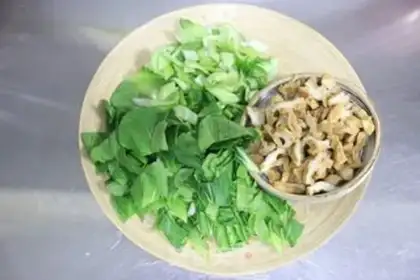 Make Scrambled tofu step 1