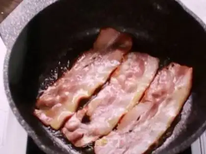 Make Cheese and egg fried sandwiches step 6
