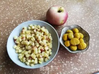 Make Chestnut apple corn juice step 0