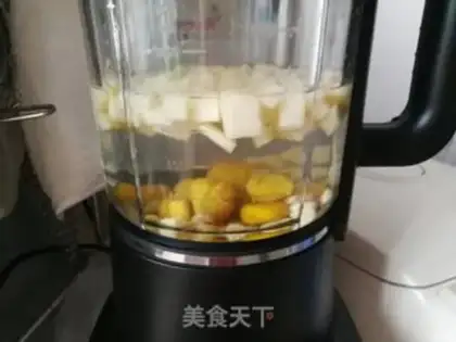 Make Chestnut apple corn juice step 2