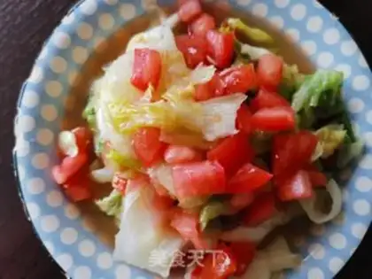 Make Lettuce with tomatoes step 3