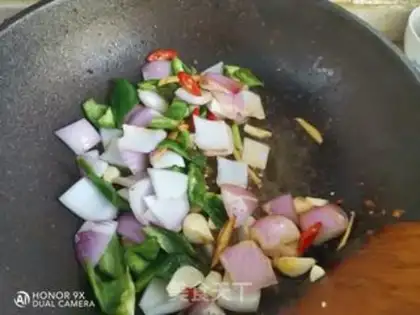 Make Pyramid step 8