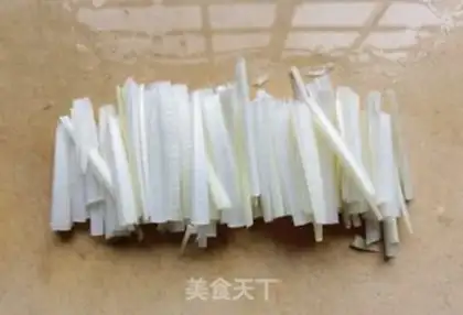 Make The fragrance is white step 2