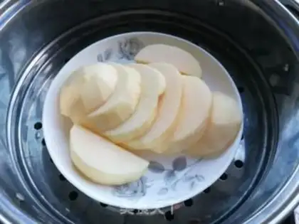 Make Apples are steaming step 1