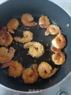 Make Pinetail shrimp step 7