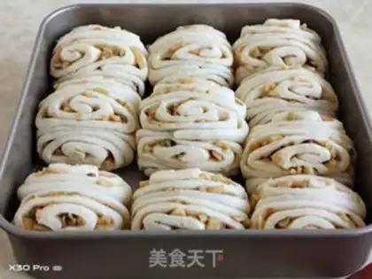 Make Squeeze the radish rolls step 5