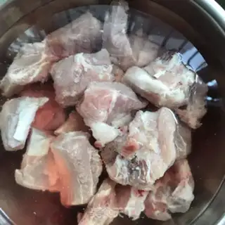Make Spicy chops and curry step 0