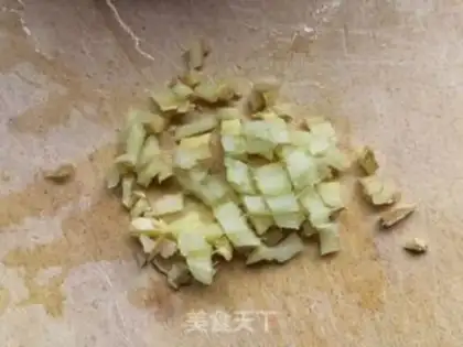 Make Scallops and pine eggs step 8