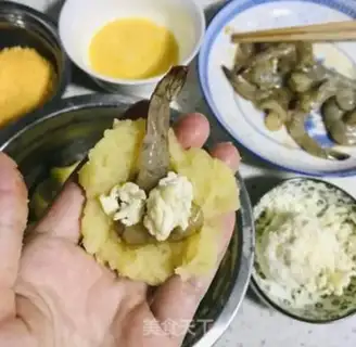 Make Potato cheeseball step 7