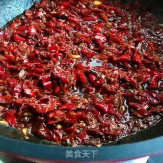 Make Xinjiang chili sauce step 8