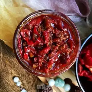 Make Xinjiang chili sauce step 10