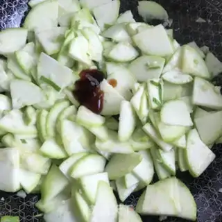 Make walnut oil and cherries step 7