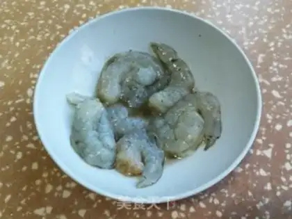 Make Shrimp green egg fried rice step 0