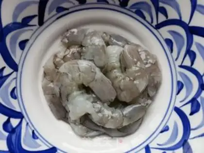 Make Spicy shrimp balls step 1
