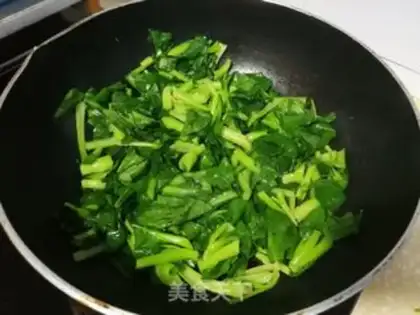 Make Shrimp green egg fried rice step 6