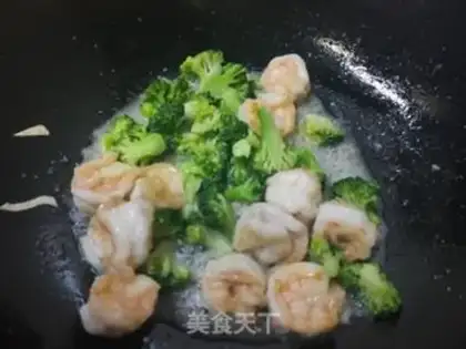 Make Slurpy shrimp balls step 12