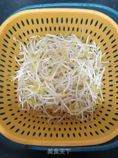 Make Soybean sprouts step 0
