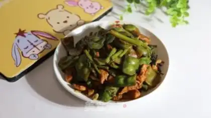 Make Celery-bean fried meat step 7
