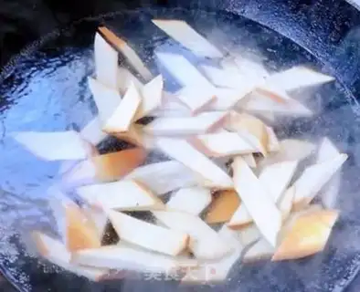 Make Bean roll carrot tarted onions step 2
