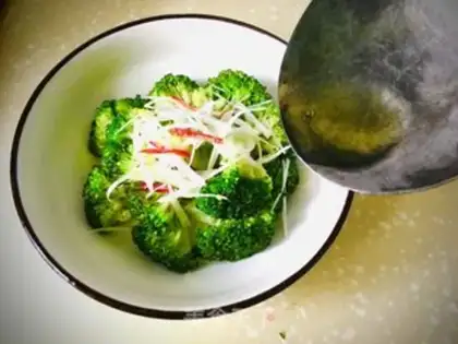 Make ♪ Burn the broccoli ♪ step 6