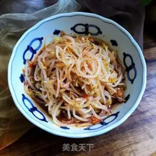 Make The green bean sprouts step 4