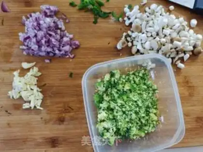 Make Potato chips for rice step 1
