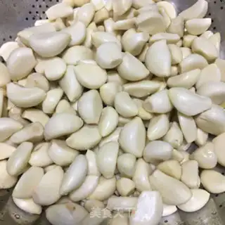 Make Homemade garlic step 0