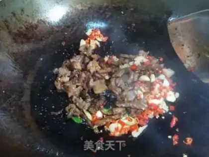 Make Garlic peppers for beef step 6