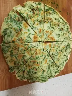 Make Garlic egg pancakes step 9