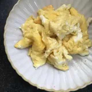 Make Tomato fried eggs and rice step 5