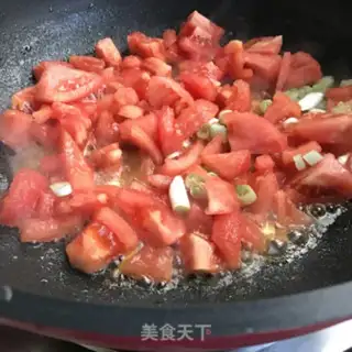 Make Tomato fried eggs and rice step 7