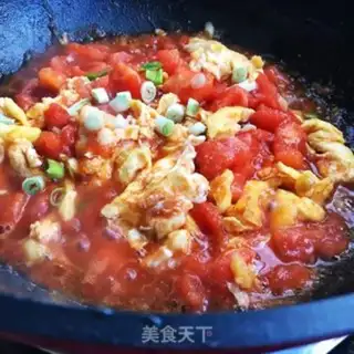 Make Tomato fried eggs and rice step 9