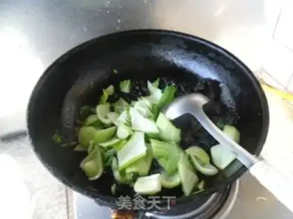 Make Autumn ear oil step 5
