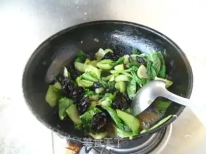 Make Autumn ear oil step 8
