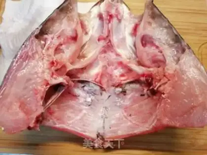 Make Fish head soup step 1