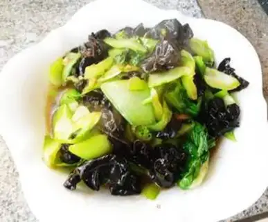Make Autumn ear oil step 11