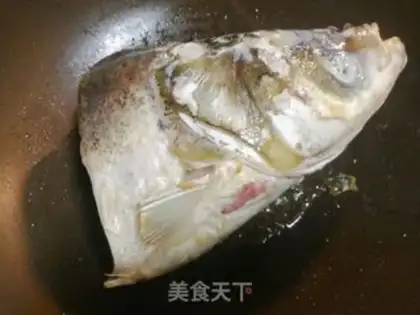 Make Fish head soup step 4