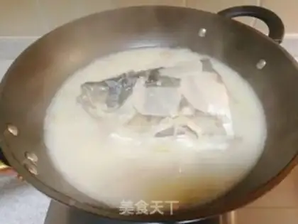 Make Fish head soup step 5