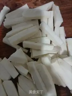 Make Red French fries with white hearts step 1