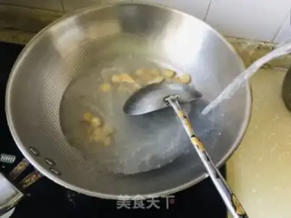 Make The ginseng cucumber soup step 4
