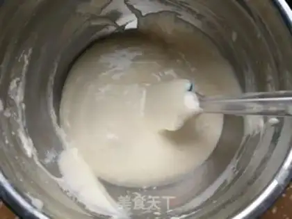 Make Six-inch sponge cake step 7