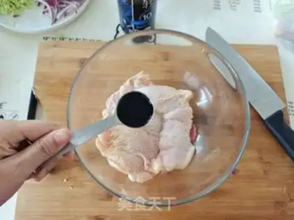 Make Japanese and ginger chicken step 1