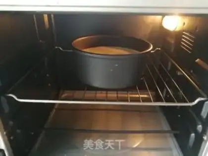 Make Six-inch sponge cake step 9