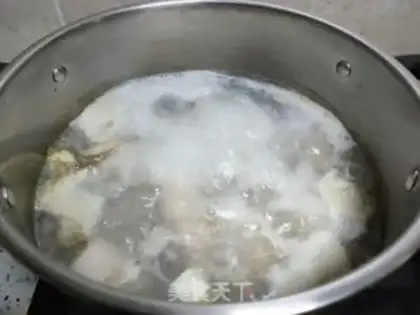 Make Red burning pig hoof step 2