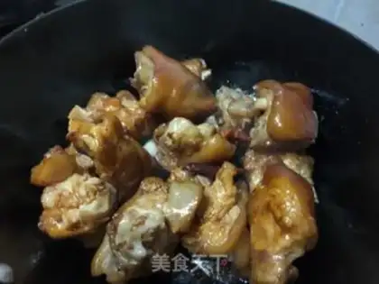 Make Red burning pig hoof step 8