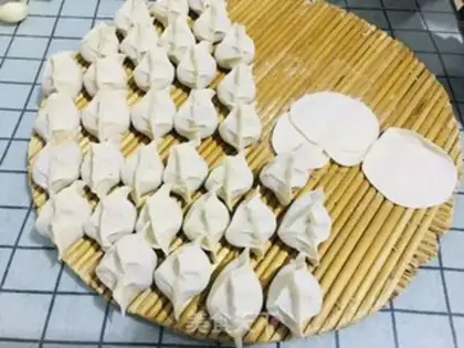 Make Big radish dumplings step 9